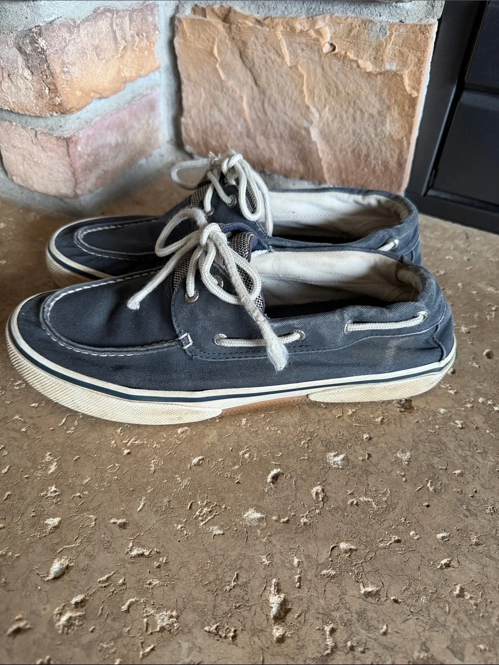 Sperry Navy Canvas Boat Shoes with Cream Laces sz 11